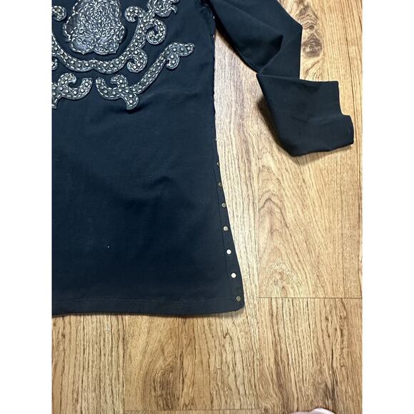 Soul Revival Women’s Black Top Embroidered Knit Studded Long Sleeve Size Small - Picture 3 of 5